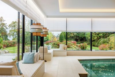 Roman Blind Systems, SG 2360, Colorama 2, Villa at the lake, Lucerne, Switzerland