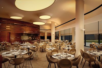 Roller Blind Systems, SG 4970, Multiscreen 1-10%, Double Tree by Hilton, Wroclaw, Poland